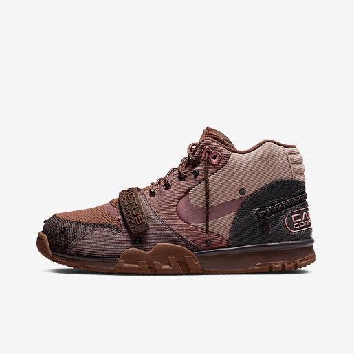 Travis Scott x Air Trainer Archeo Brown and Rusty Pink–Clássico
