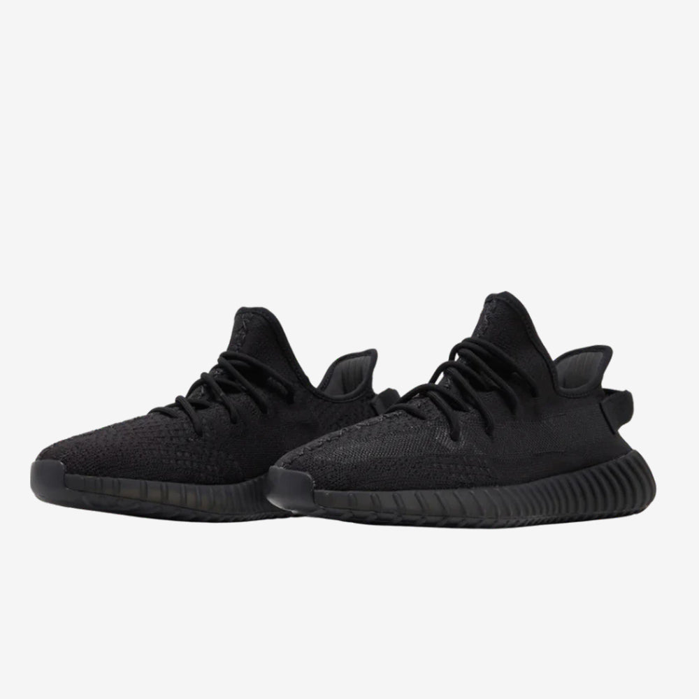 Yeezy Boost 350 V2 Onyx–Elegante