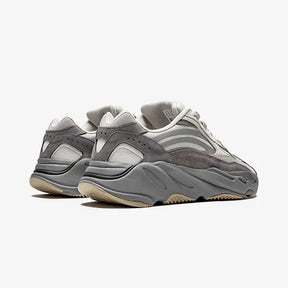 Yeezy Boost 700 V2 Tephra–Elegante
