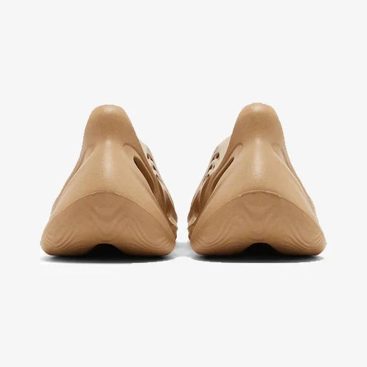 Yeezy Foam Runner Clay Taupe–Confortável